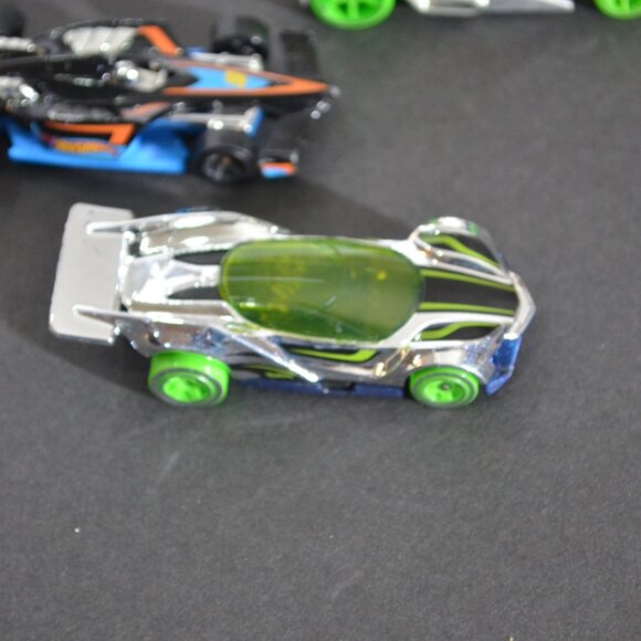 Hot wheels character cars lot - Picture 7 of 7